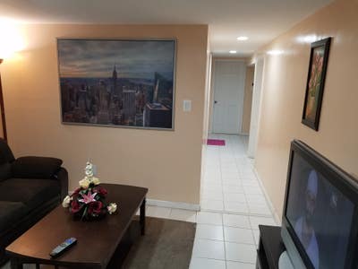 Jackson heights, Historic Dist. Furnished Room. Main Photo
