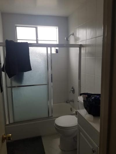 Room in shared 2 br apt Main Photo