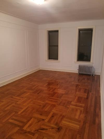 Room for rent available  Main Photo