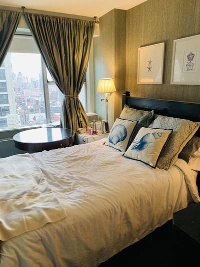 For Female Prof Only:1 Furn Rm/Shared Lux Highrise Main Photo