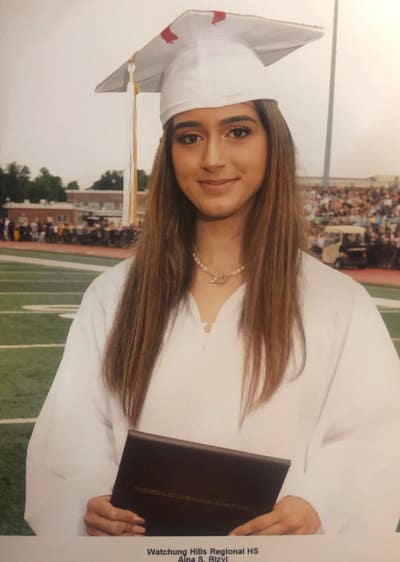 24 year old Female seeks a room Main Photo