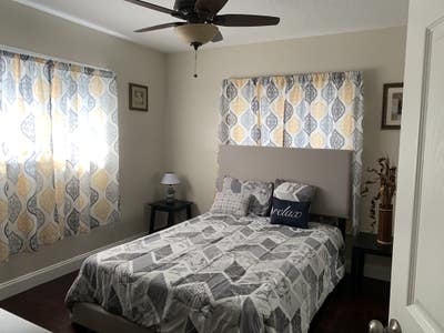 2 rooms for rent near Seminole Hard Rock Guitar Main Photo