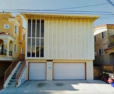 Steps to Beach! Main Photo