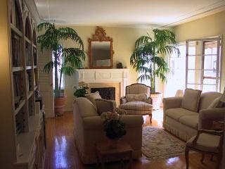 Furnished Guest Room w/private Bath -Beverly Hills Main Photo