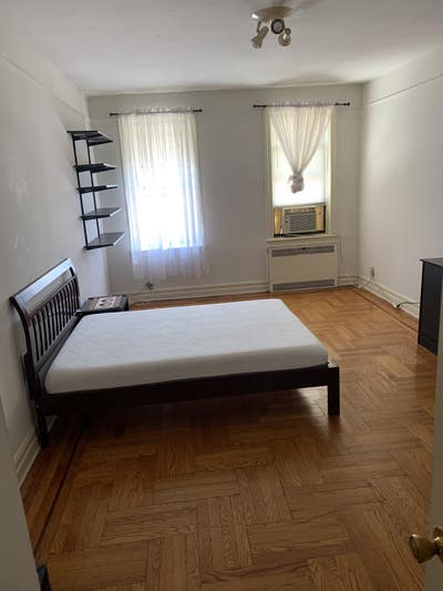 Large, Sunny BR- Available on March 1st, 2026 Main Photo