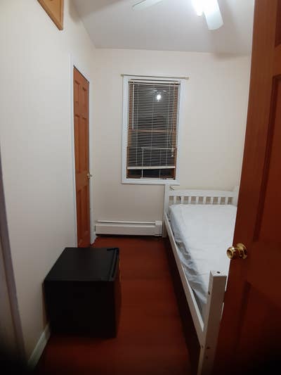 2 Roomsfor rent in a private house Main Photo