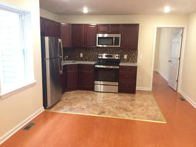 Apartment near Temple University Main Campus Main Photo