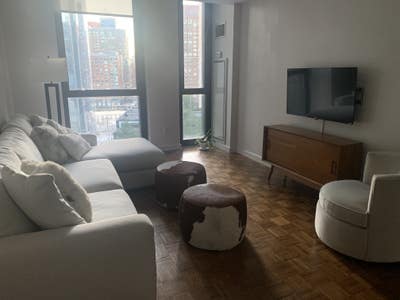 Own room with private bathroom Main Photo