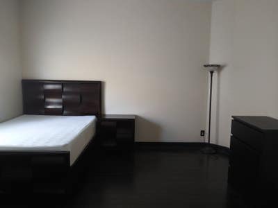 Spacious furnished master bedroom with bathroom  Main Photo