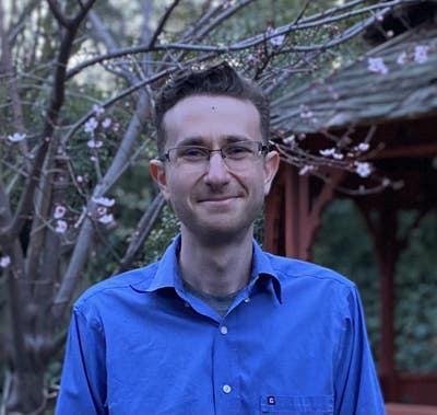 30 y/o Male Professional Seeking Housing in NYC Main Photo