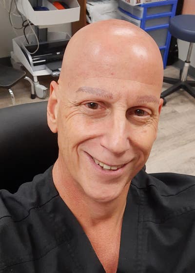 Professional male looking for Princeton area room Main Photo