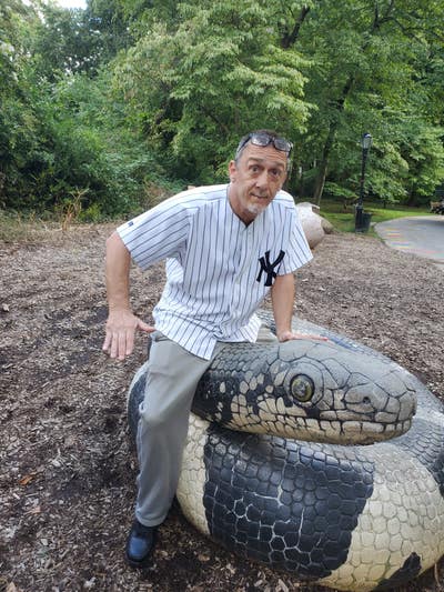 I am 57 year old man.. I am looking for a nic... Main Photo