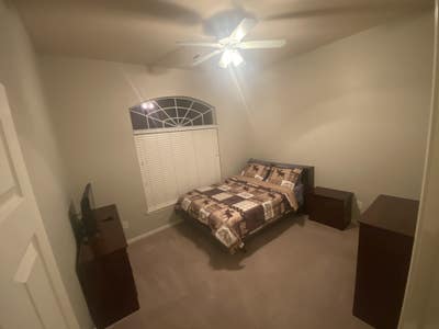 This room is perfect for Students and professional Main Photo