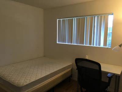 Quiet Room for Rent in Conveniently Located Home Main Photo