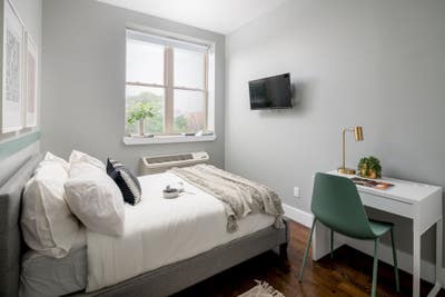 Large Furnished Room For Rent in BedStuy Main Photo