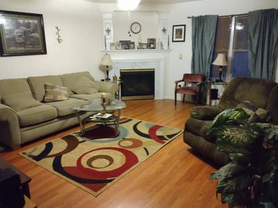 Nice room for rent Main Photo