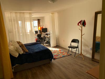 Studio Rent in Manhattan-111 Street&2Ave Main Photo