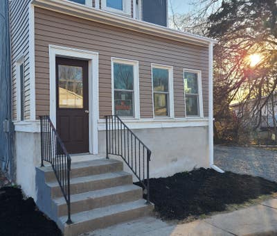 4 bedroom house close to Philadelphia  Main Photo