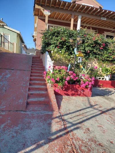 Large room Main Photo