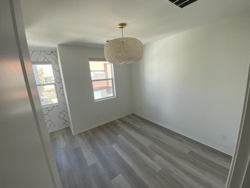 Rooms for rent in Lake Forest, Orange County, CA | SpareRoom