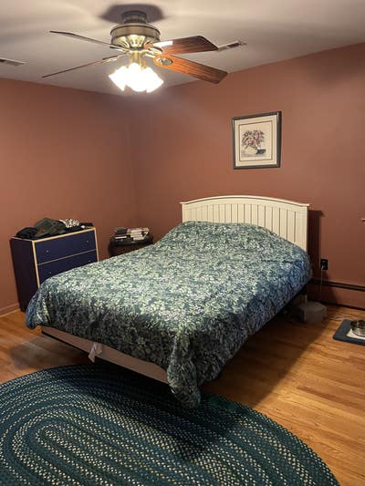 Room rent quiet neighborhood  Main Photo