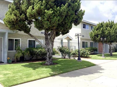 Room Available March 1 2026 .  2-Story Town House Main Photo