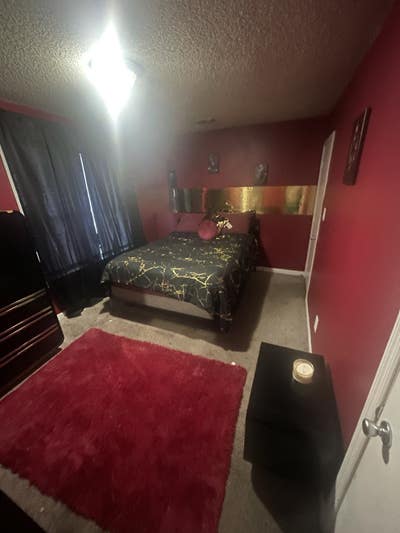 Room for Rent $950Everything Included Furnished  Main Photo