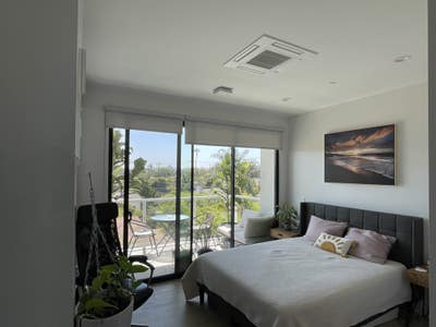 Master Bedroom in Mar Vista/Culver Main Photo