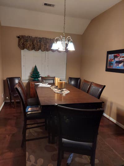 Quiet, neat, and secure living Main Photo