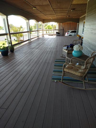 Suite Bedroom/Private Bathroom Main Photo