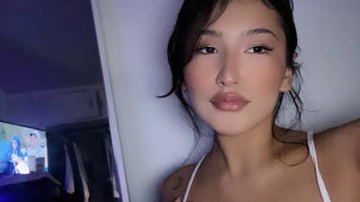 Woman looking for North Hollywood room now Main Photo