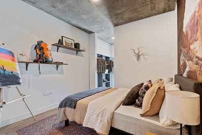 Beautiful 2 bed apt (Coliving) Main Photo