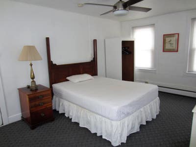 Beautiful Furnished Room Borderline NJ Main Photo