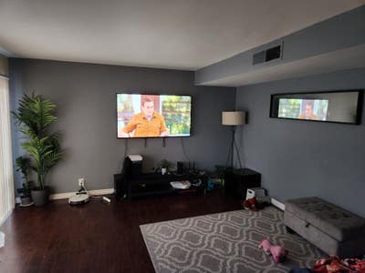 2 brothers living in a 3 bedroom 2 bath  Main Photo