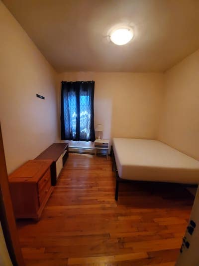 Chinatown, Lrg bedroom in shared apartment, $1700 Main Photo