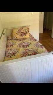 Cozy  Room in house in West Sacramento Main Photo