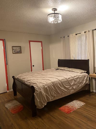 Room for rent Main Photo