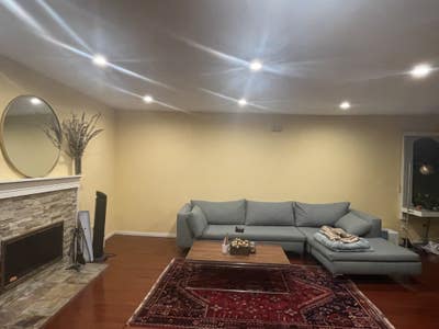 Room Available in Beautiful Spacious Townhouse Main Photo