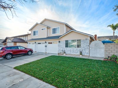 Large Bed/Bath Near Angel Stadium and Kaiser  Main Photo