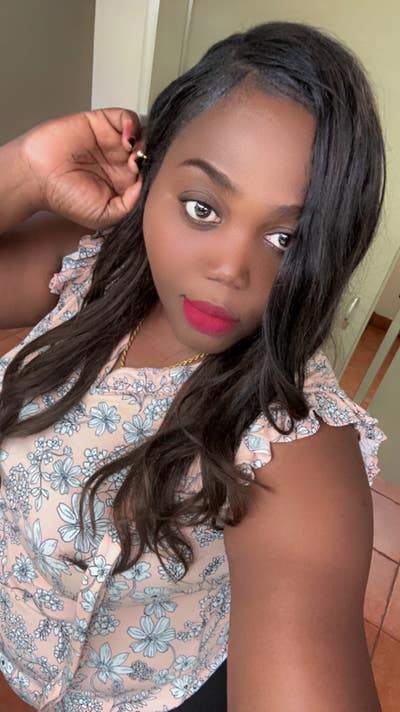 Professional Female seeks a small or large room Main Photo