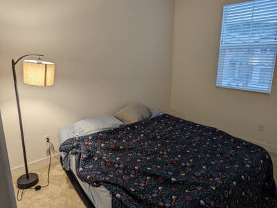 Unfurnished Ensuite in Santa Paula Main Photo
