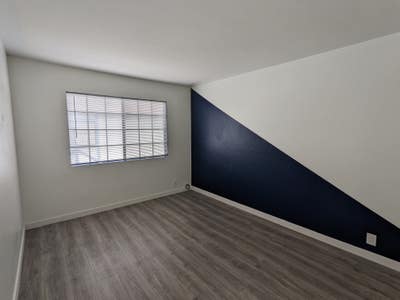 Private Bedroom/Bath Suite in Signal Hill Main Photo