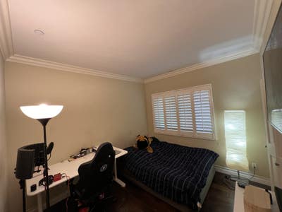 Cozy Room Available In Koreatown Main Photo