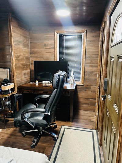 Close to St. John’S University @ Gate 1 Main Photo