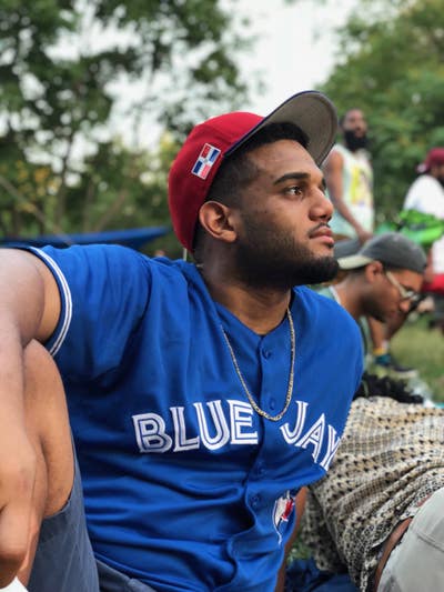 32 old legal professional looking for a room Main Photo