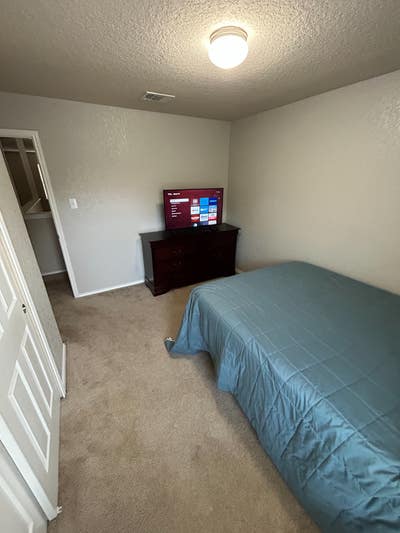 Room rental in quiet neighborhood, Far westside SA Main Photo