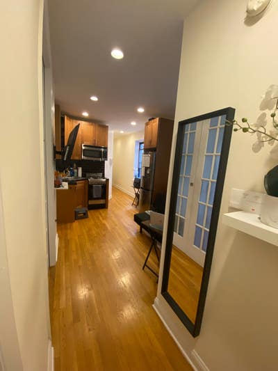 Medium size bedroom in Hell's Kitchen Main Photo