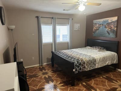 Room for Rent All Bills Paid Near Hobby Airport Main Photo