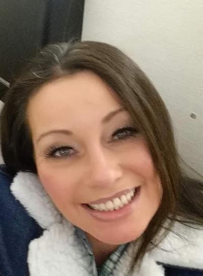 FEMALE- SEEKING ROOM/APT TO SHARE IN DOUGLAS WY Main Photo