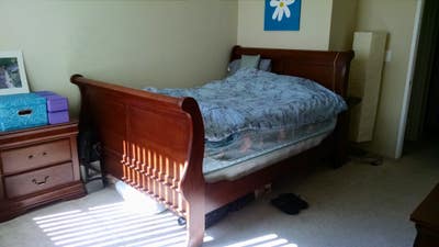 Great spacious furnished room Main Photo